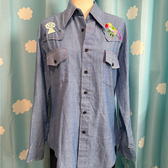 Vintage hand embroidered denim western shirt. Parrot, mushroom, tree, stars, L - Picture 2 of 8